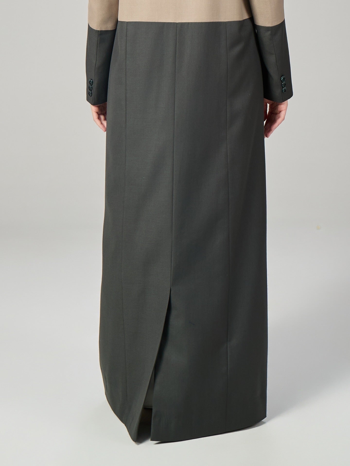 Simple abaya