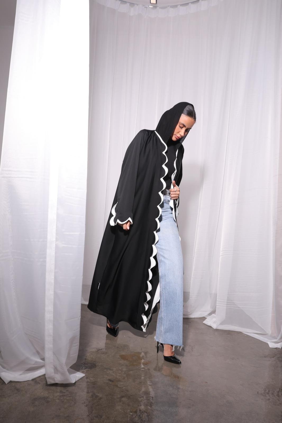 Lora Abaya