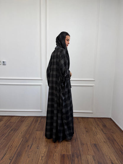 Neva abaya
