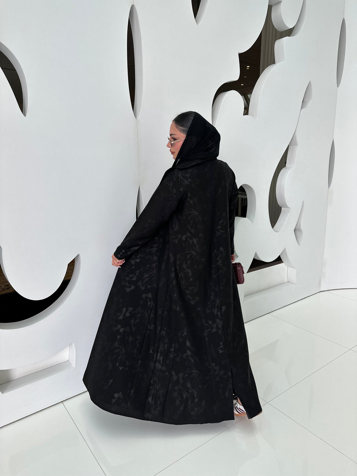 Classic abaya