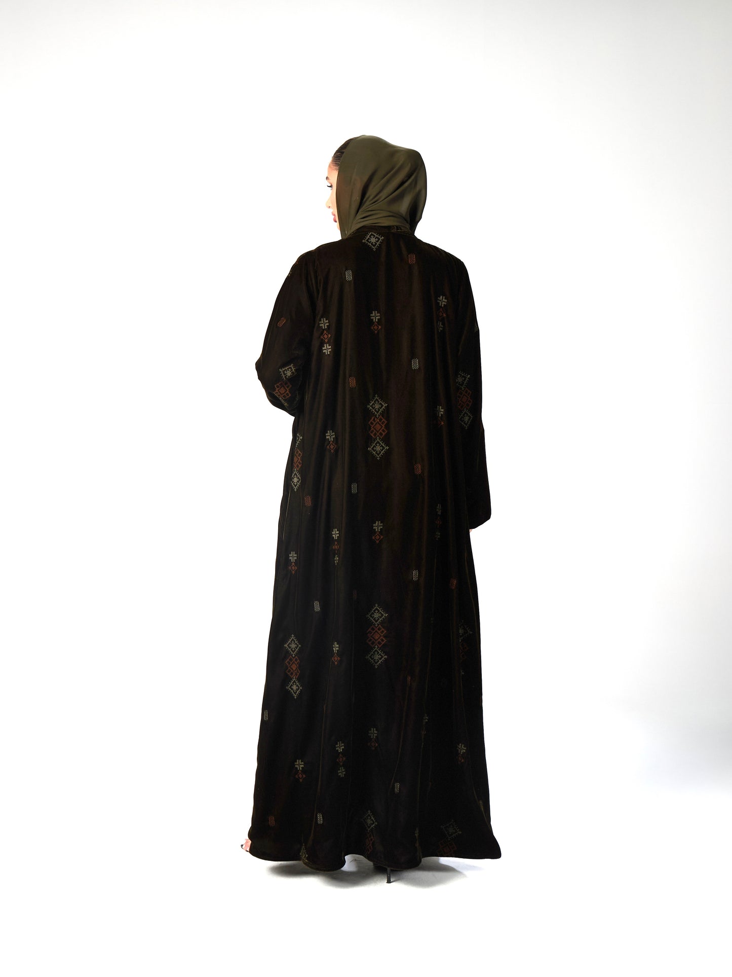 Yasmin abaya