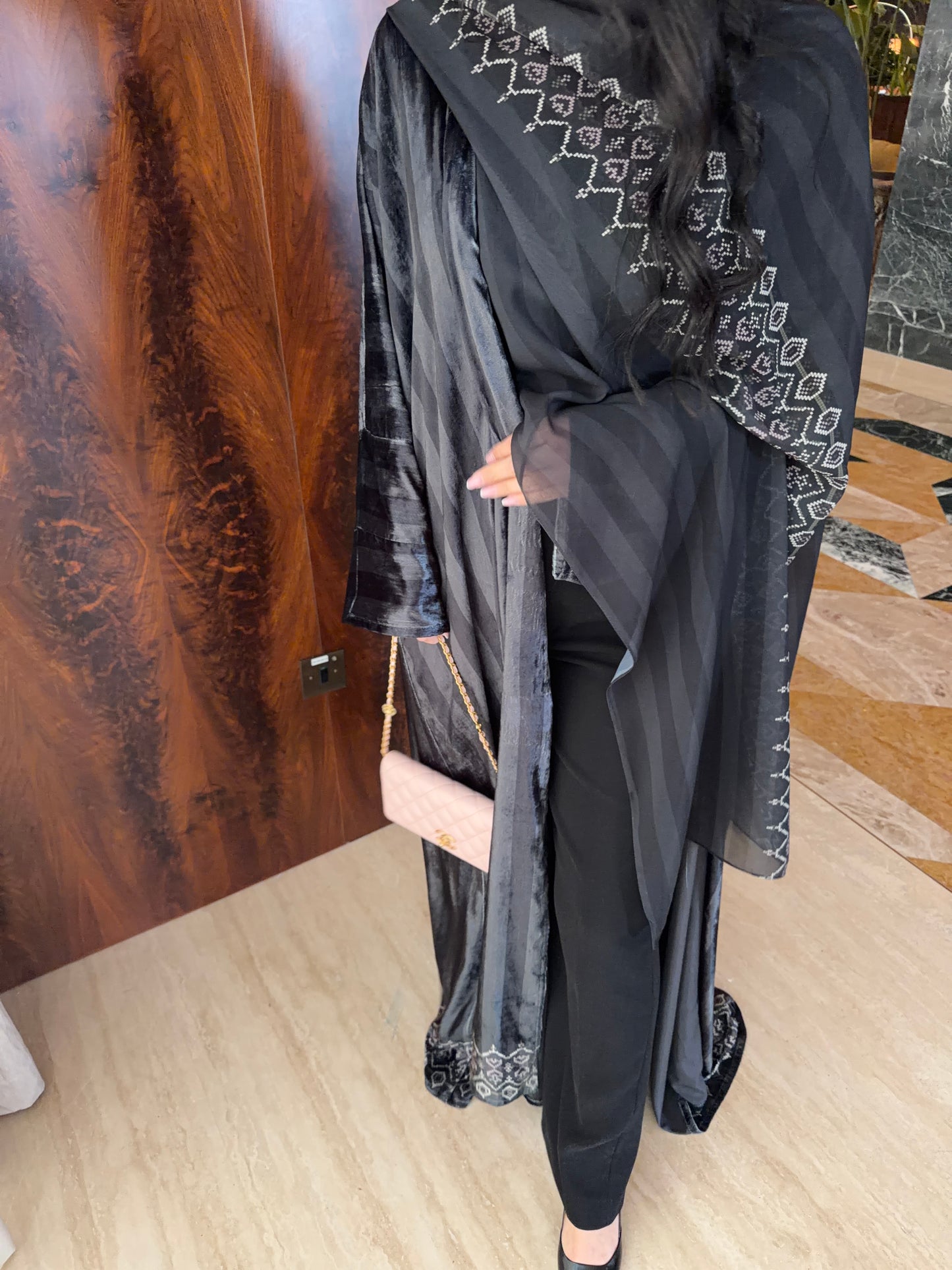 Print velvet abaya